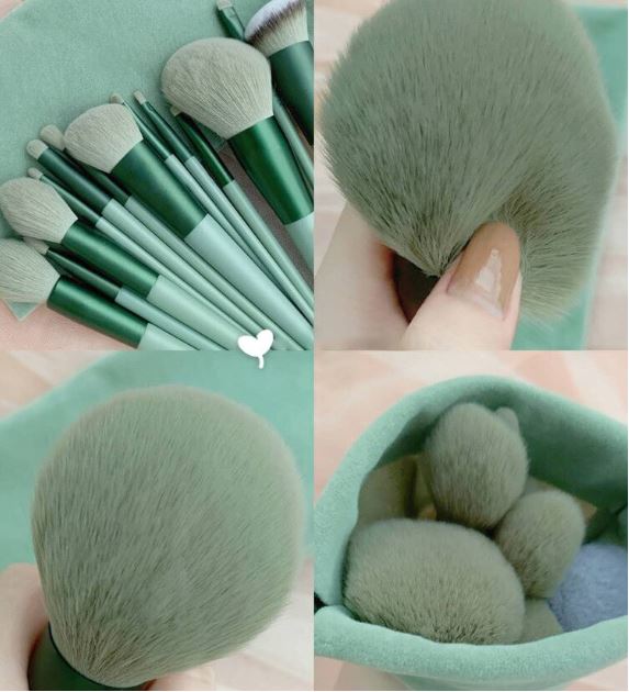 Makeup Brushes & Sets.